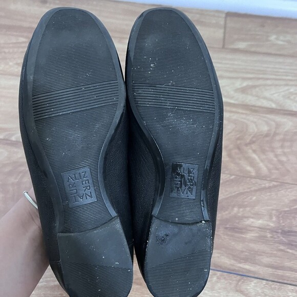 Naturalizer Black Emiline Tumbled Leather Loafer Size 6.5 Minimalistic Business - Picture 7 of 7